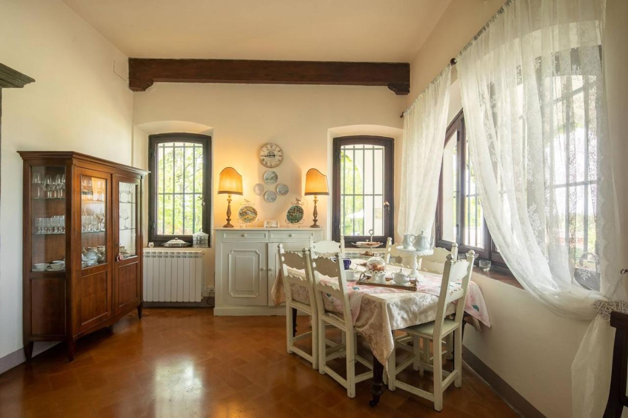 Villa Albertina Монтеспертоли Экстерьер фото